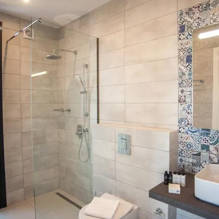 فيلة Premium Ionian -